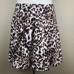 Zara Basic Cheetah Pleated Skirt. Fully Lined w/ Pockets. Size- L